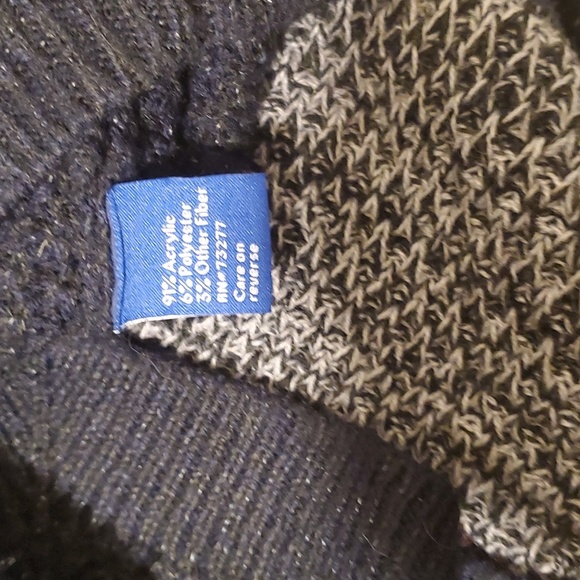 Apt 9 Sweater - Picture 4 of 5